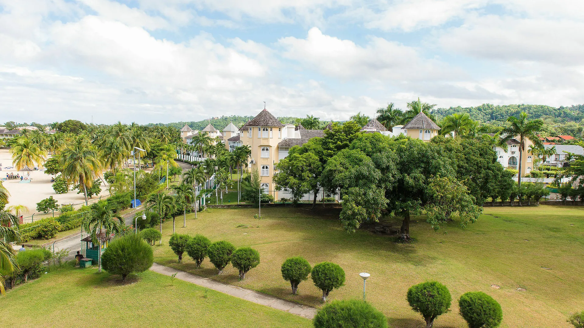 Lovely 2 Bedrooms Apartment Ocho Rios Apart-hotel