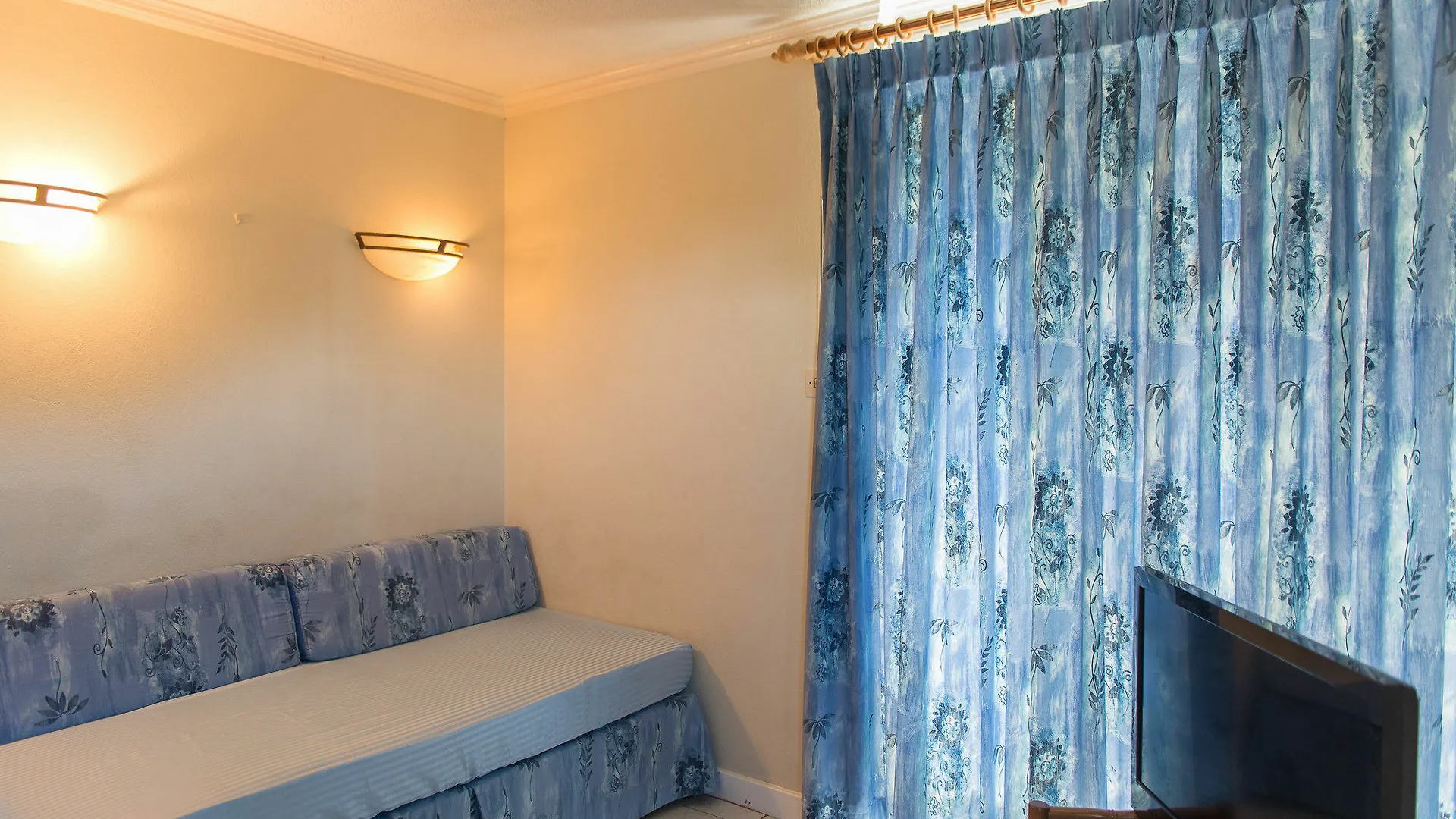 Lovely 2 Bedrooms Apartment Ocho Rios Apartmanhotel